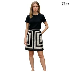 NWT White House Black Market Geometric Pencil Skirt